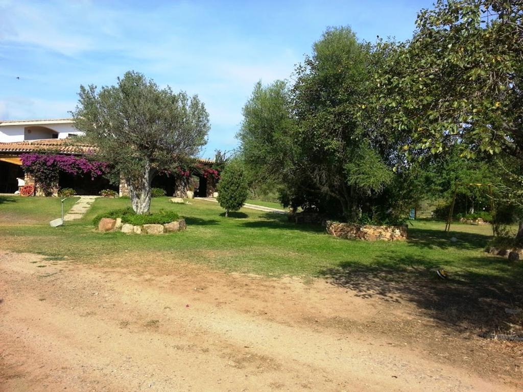 Agriturismo Sarrabus San Priamo エクステリア 写真
