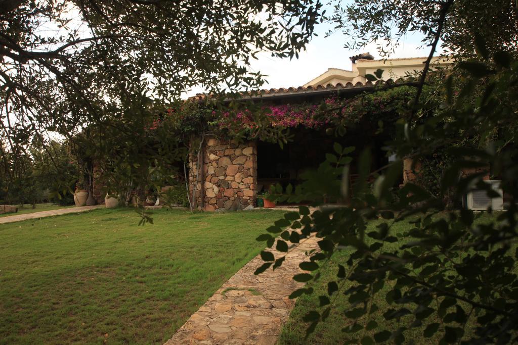 Agriturismo Sarrabus San Priamo エクステリア 写真