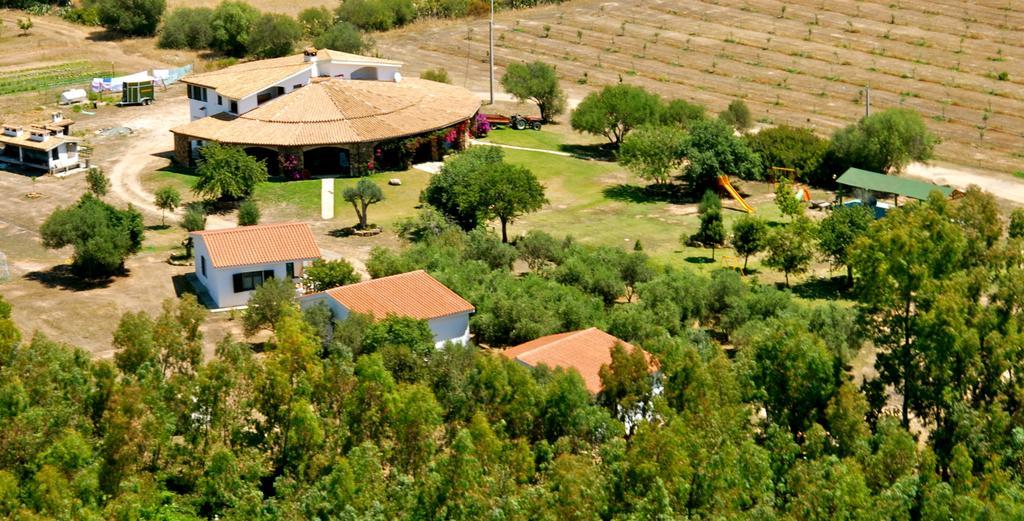 Agriturismo Sarrabus San Priamo エクステリア 写真