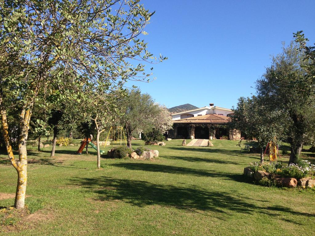 Agriturismo Sarrabus San Priamo エクステリア 写真
