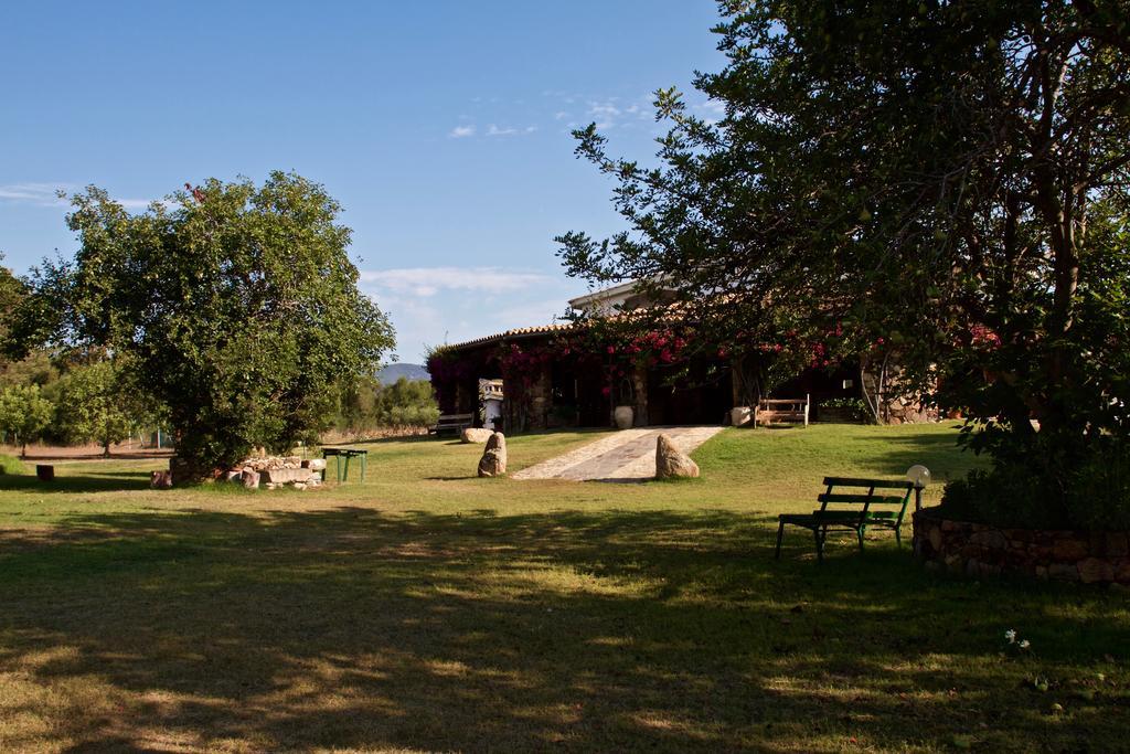Agriturismo Sarrabus San Priamo エクステリア 写真