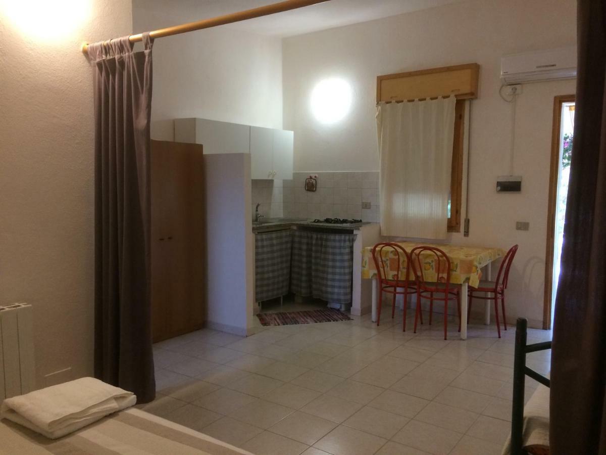 Agriturismo Sarrabus San Priamo エクステリア 写真